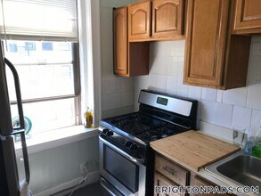 316 Summit Ave in Boston, MA - Building Photo - Building Photo