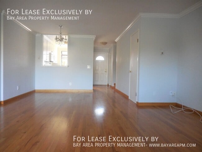 16 Cape Hatteras Ct in Redwood City, CA - Building Photo - Building Photo