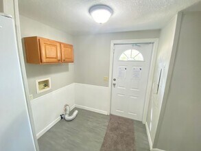 1770 Holliday Dr in Casselberry, FL - Building Photo - Building Photo