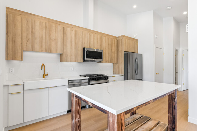 9841-9874 74 Ave NW in Edmonton, AB - Building Photo - Building Photo