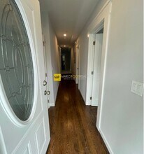 31 Raymond Ave, Unit 3 in Somerville, MA - Building Photo - Building Photo