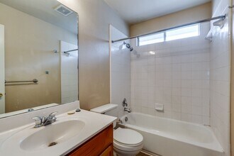 9007 Burnt Peak in Helotes, TX - Building Photo - Building Photo