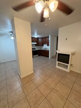 4972 Baltimore Dr in La Mesa, CA - Foto de edificio - Building Photo