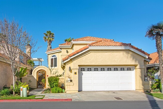 property at 20 S Cays Ct