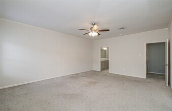 3088 Holly Hall St in Houston, TX - Building Photo - Building Photo