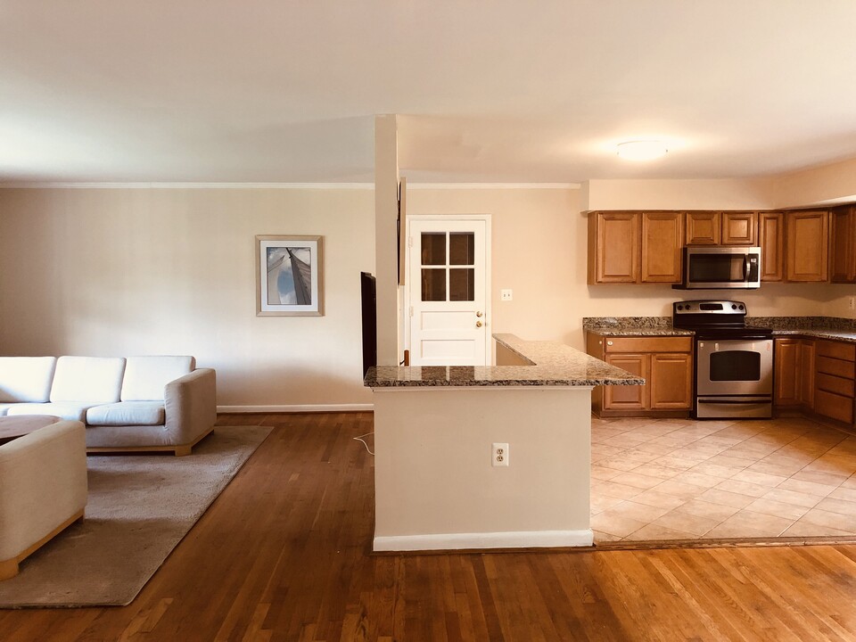 9403 Limestone Pl in College Park, MD - Foto de edificio
