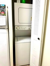 1024 Coral Club Dr, Unit 1024 in Coral Springs, FL - Building Photo - Building Photo