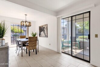 5217 N 24th St in Phoenix, AZ - Building Photo - Building Photo