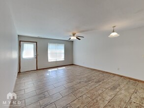 1130 S Clifton Ave, Unit 1 in Springfield, MO - Building Photo - Building Photo