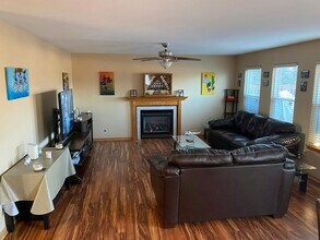 1700 Parkside Dr in Plainfield, IL - Building Photo - Building Photo