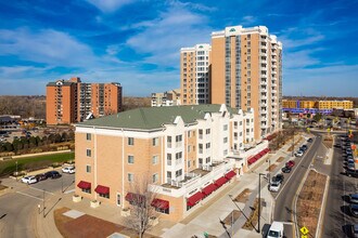 City Bella in Richfield, MN - Building Photo - Building Photo