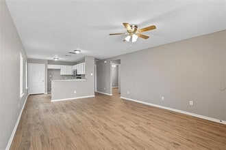 1715 Manor Garden Mnr in Greenville, TX - Building Photo - Building Photo