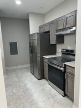 1201 Gage Loop in Laredo, TX - Building Photo - Building Photo