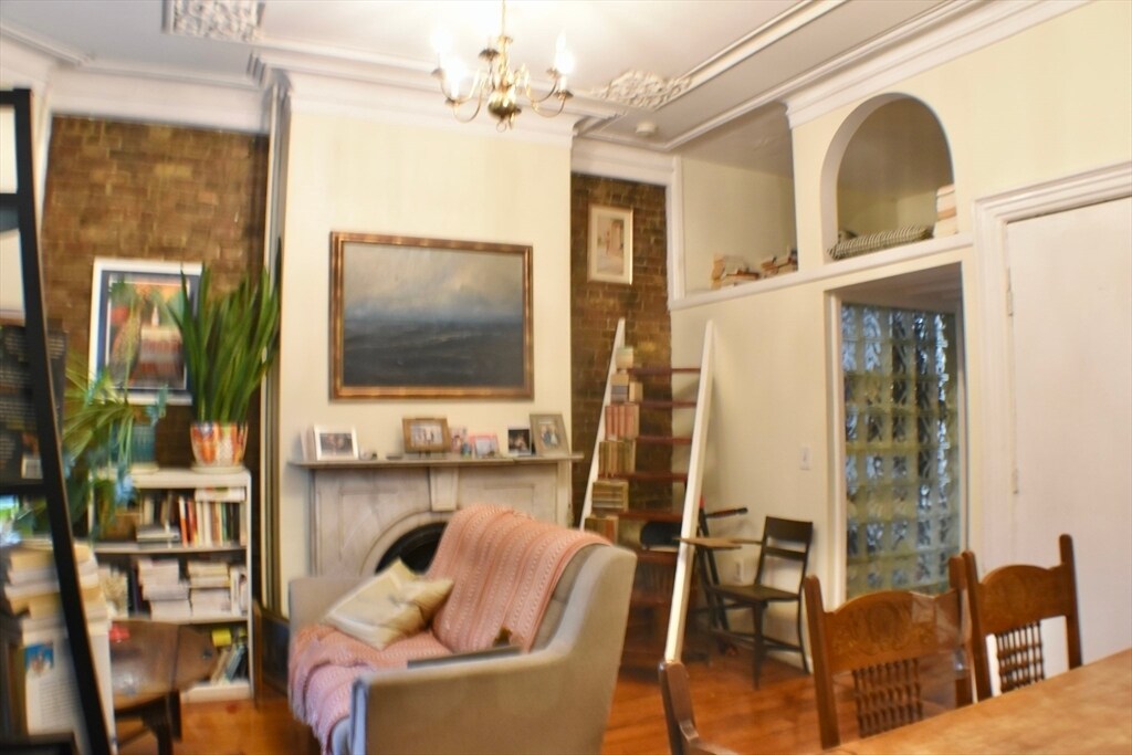 53 E Springfield St, Unit 2 in Boston, MA - Building Photo
