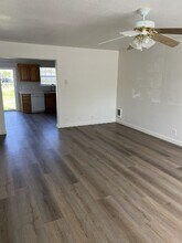 380 Railroad Ave in Mt Angel, OR - Building Photo - Building Photo