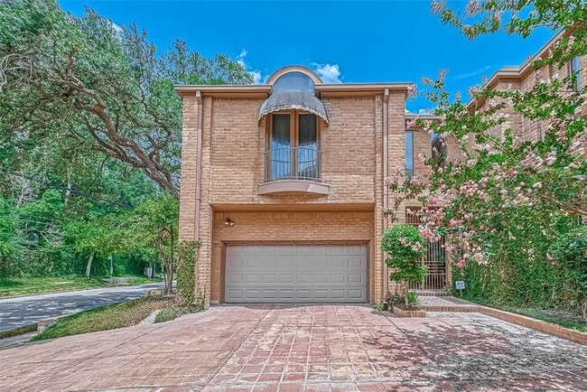 1331 Bissonnet St in Houston, TX - Foto de edificio - Building Photo