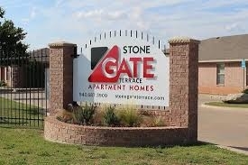 Stone Gate Terrace in Wichita Falls, TX - Building Photo