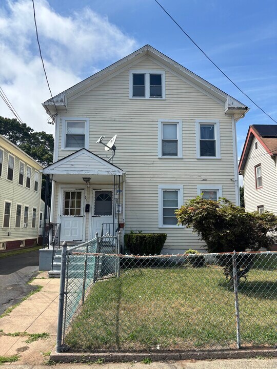 91 Lamson St in West Haven, CT - Building Photo