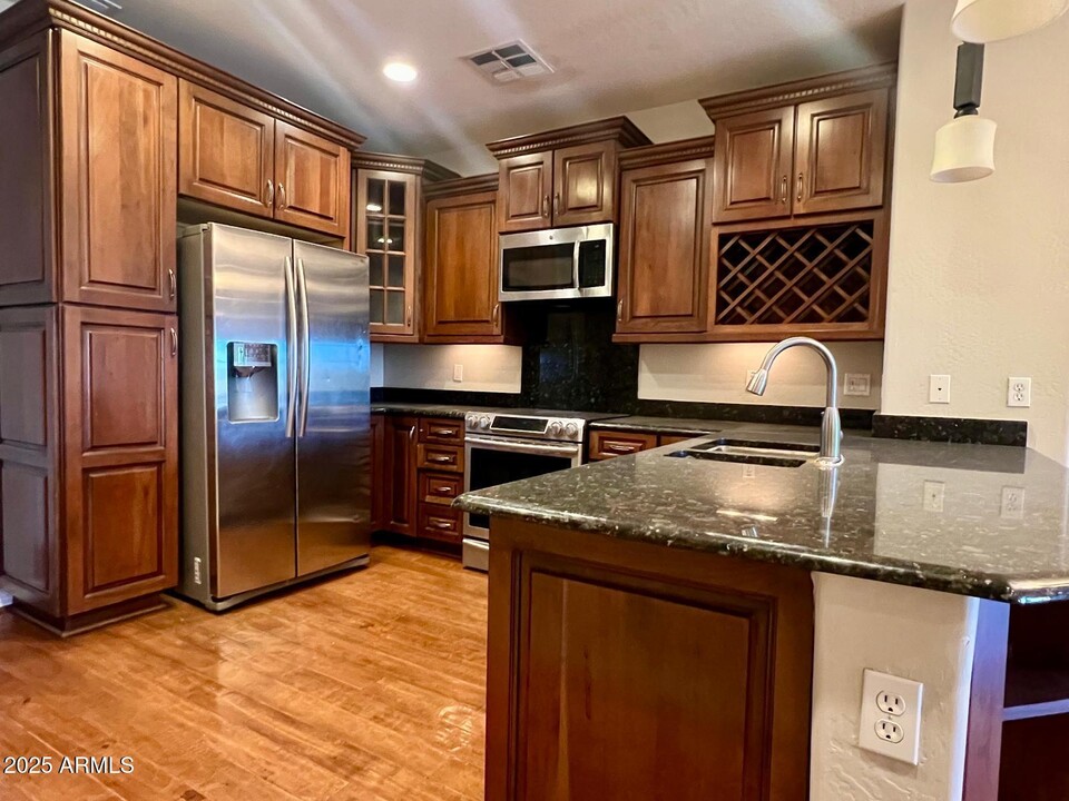 4405 N 24th Pl in Phoenix, AZ - Building Photo