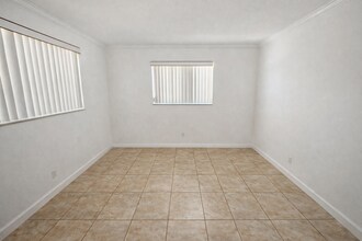 3500 Jackson St Hollywood, FL 33021 in Hollywood, FL - Foto de edificio - Building Photo