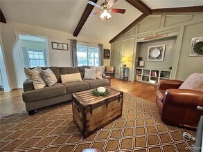 3104 Hawk Ave in McAllen, TX - Building Photo - Building Photo