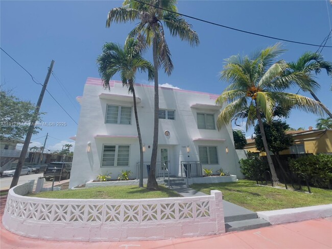 7600 Harding Ave in Miami Beach, FL - Foto de edificio - Building Photo