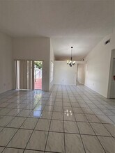 19783 NW 64th Pl in Hialeah, FL - Building Photo - Building Photo