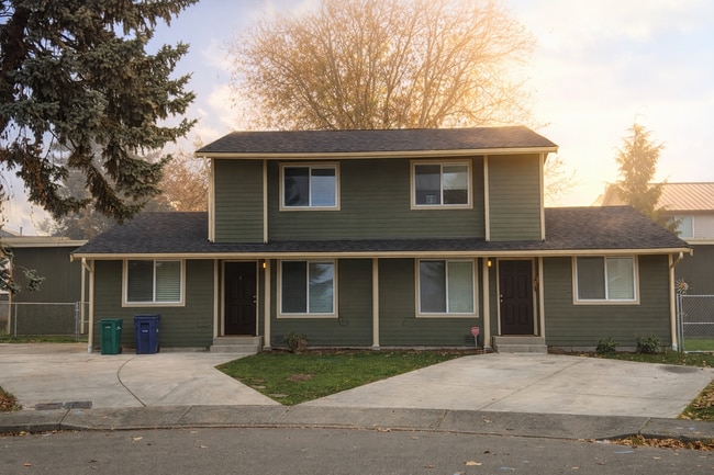 property at 1722 C Pl SE