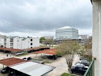 2816 S Bartell Dr photo'