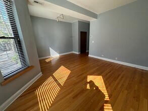 4633 N Kenmore Ave in Chicago, IL - Building Photo - Building Photo