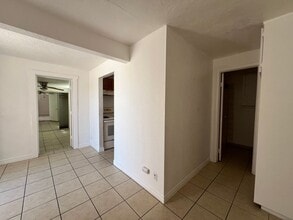 401 Barstow Rd in Barstow, CA - Building Photo - Building Photo