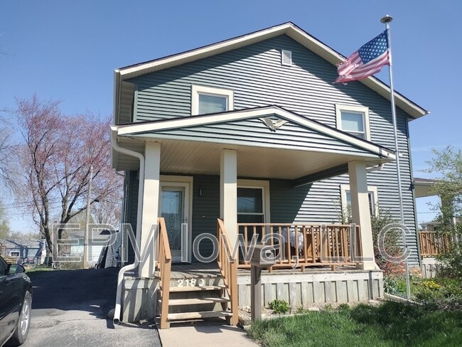 property at 2180 8th Ave