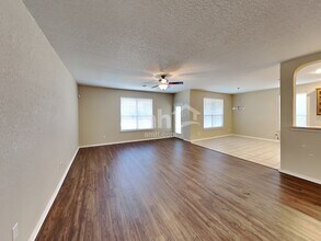 6311 Palmetto Way in San Antonio, TX - Building Photo - Building Photo