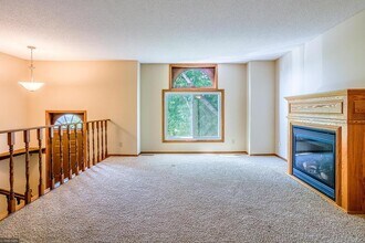9241 Upland Ln N in Maple Grove, MN - Building Photo - Building Photo