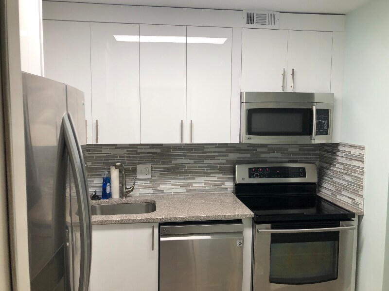 1950 N Andrews Ave in Wilton Manors, FL - Building Photo