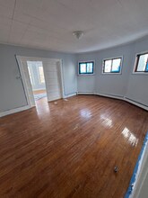 35 Haynes St in Worcester, MA - Building Photo - Building Photo