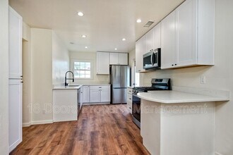 254 G Ave in Coronado, CA - Building Photo - Building Photo