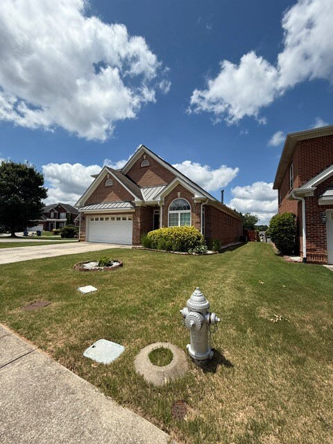 557 Town Square Way in Lawrenceville, GA - Building Photo - Building Photo