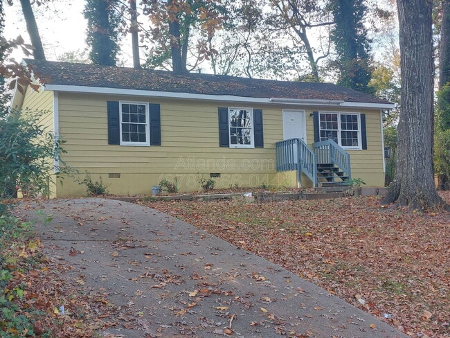 property at 5766 Hillside Dr NW