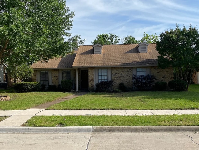 property at 1508 Finley Dr