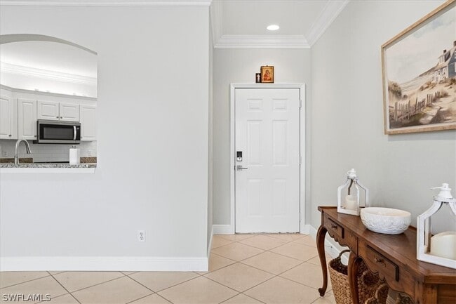 5963 Sand Wedge Ln in Naples, FL - Foto de edificio - Building Photo