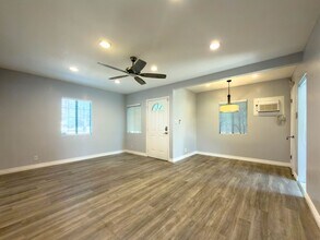 15552 Covello St in Los Angeles, CA - Building Photo - Building Photo