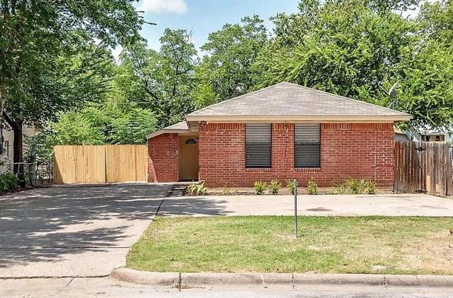 property at 2708 Livingston Ave