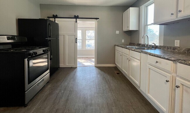 2815 N Humboldt Ave in Minneapolis, MN - Building Photo - Building Photo