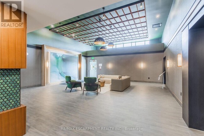 460 Dundas St E in Hamilton, ON - Building Photo - Building Photo