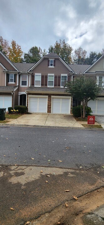 1817 Waterside Dr NW in Kennesaw, GA - Building Photo