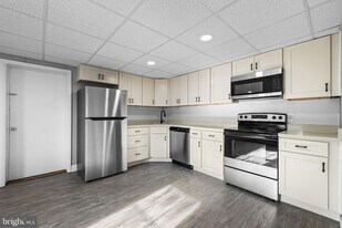 1480 Seven Valleys Rd, Unit 2 in York, PA - Building Photo