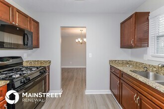 4046 Shane Trail in Ellenwood, GA - Building Photo - Building Photo