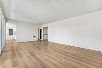 1002 12th St in Santa Monica, CA - Building Photo - Building Photo