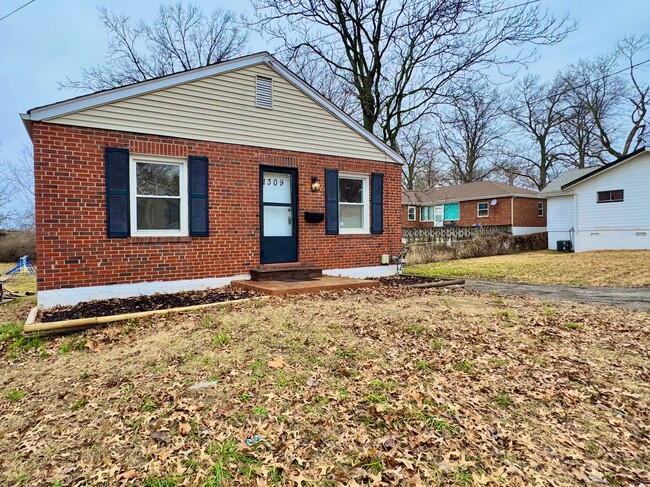 1309 Gerst Ave in University City, MO - Building Photo - Building Photo